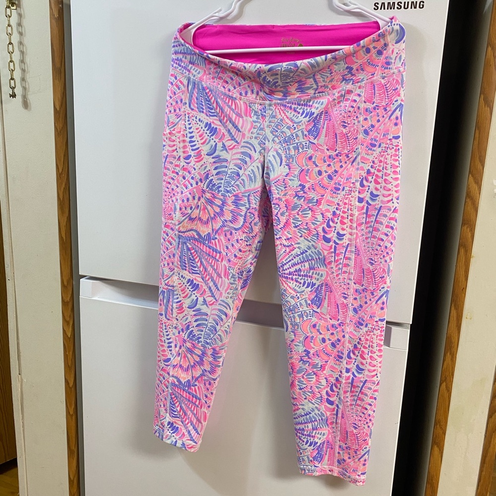 Lilly Pulitzer Pink & Purple Printed Active Leggings - Picture 2 of 10